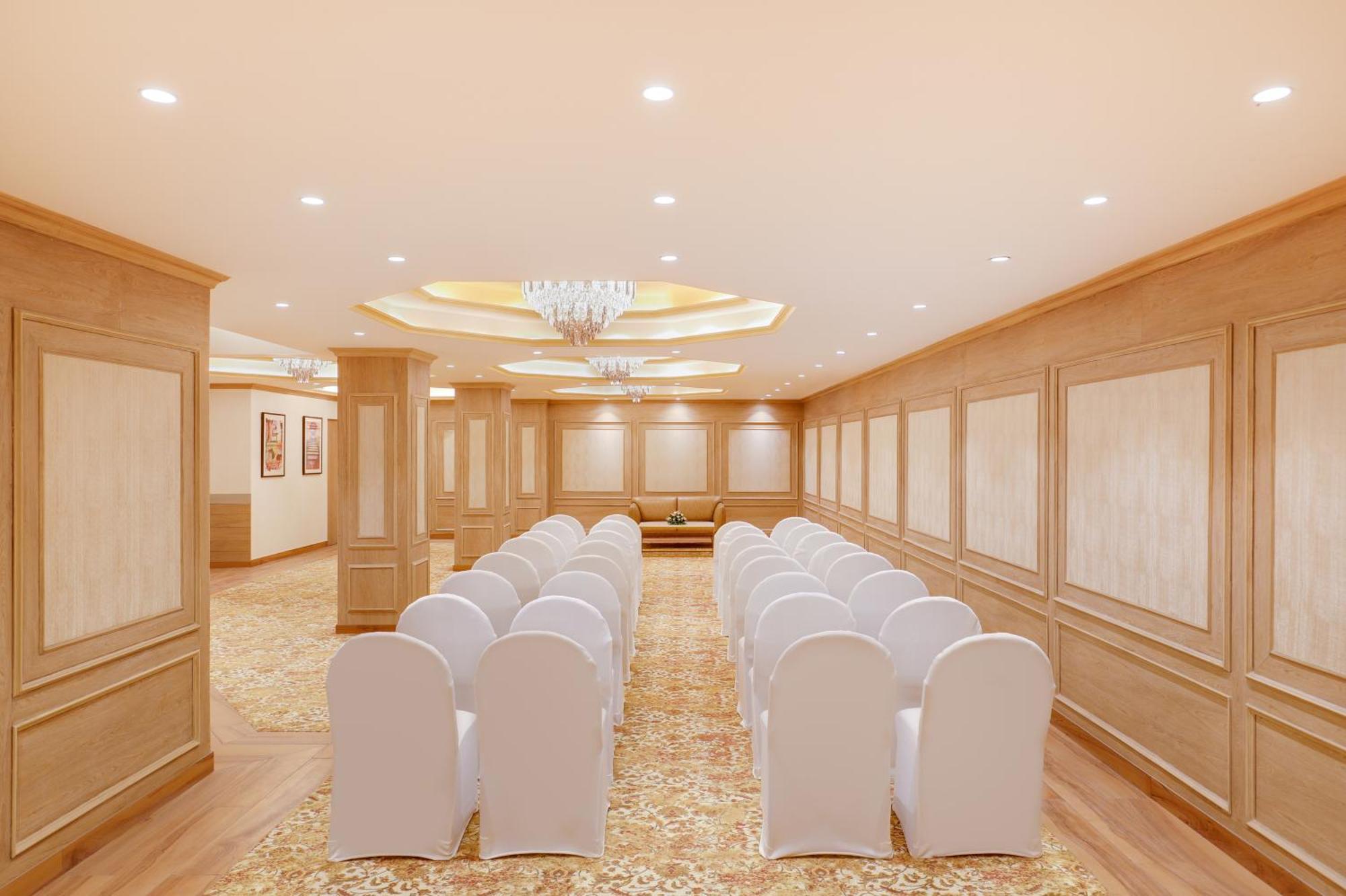 Lemon Tree Hotel Bhopal Exterior foto